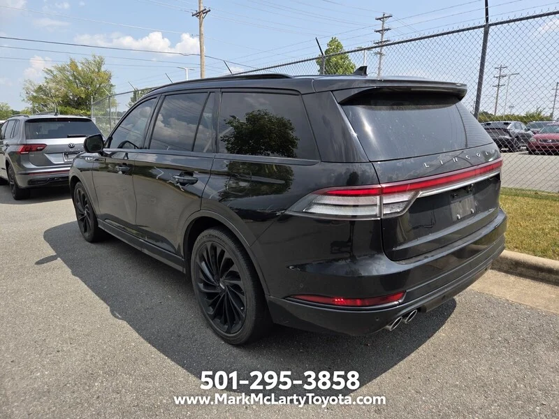 Used 2023 Black Metallic LINCOLN RESERVE image 10