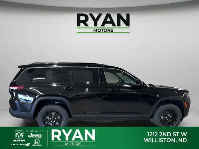 New 2026 Diamond Black Crystal Pearl-Coat Exterior Paint Jeep Laredo image 2