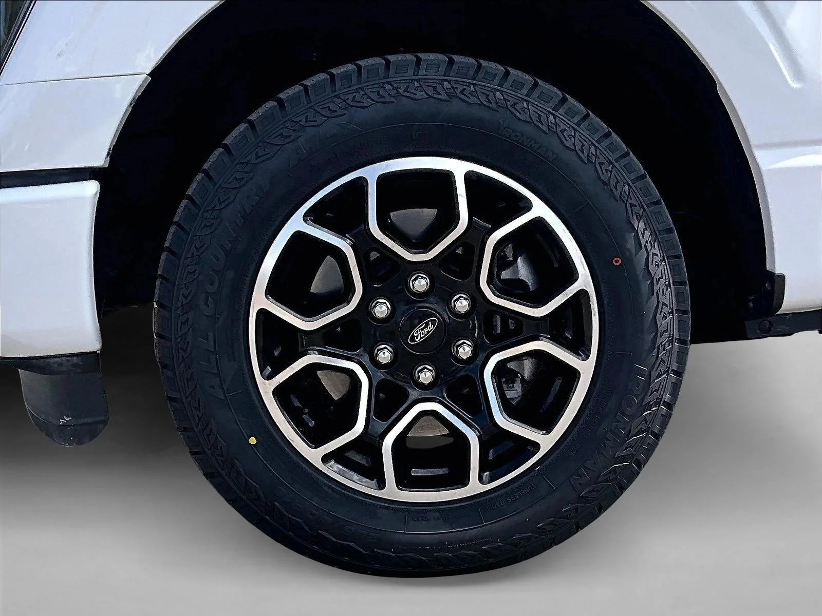 Used 2023 Oxford White Ford XL image 10