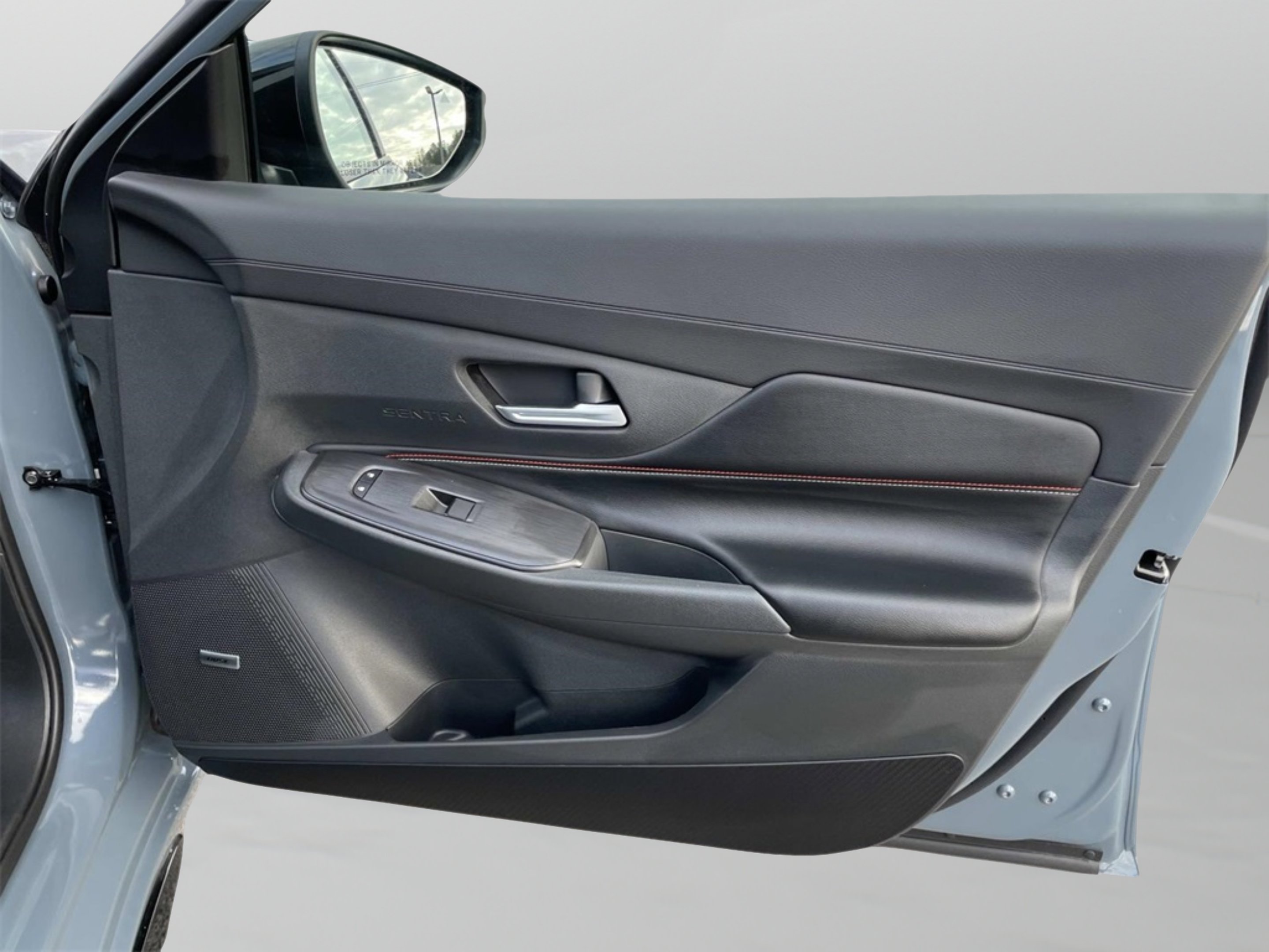 2026 Nissan Sentra SR - Photo 10