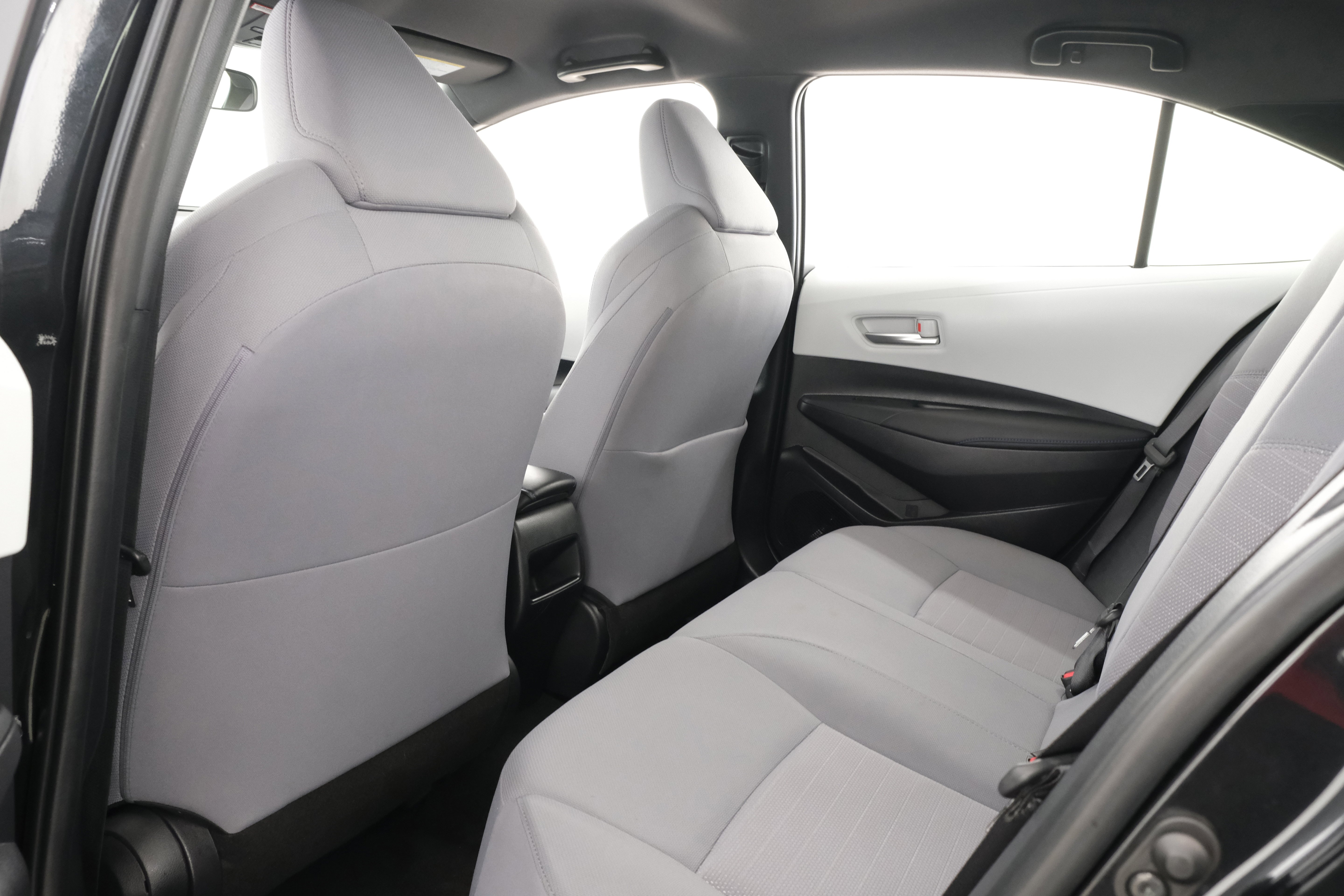 Certified Used 2020 Black Sand Pearl Toyota SE image 35