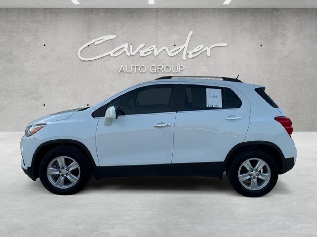 Used 2020 SUMMIT WHITE Chevrolet LT image 13
