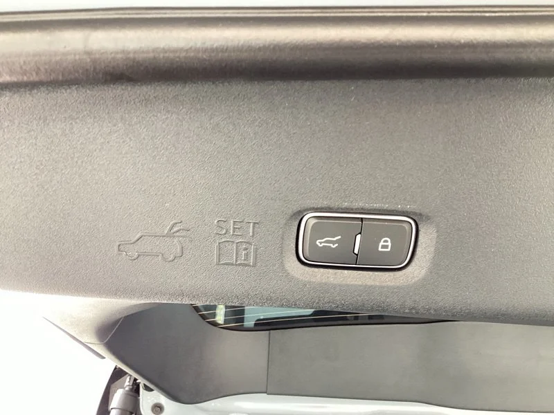 New 2026 Glacier Gray Metallic Tri-Coat Ford Platinum® image 17