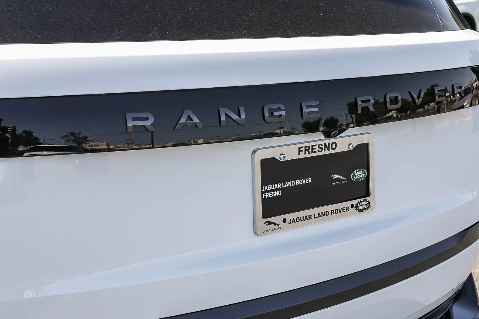 2026 Land Rover Range Rover SE - Photo 11