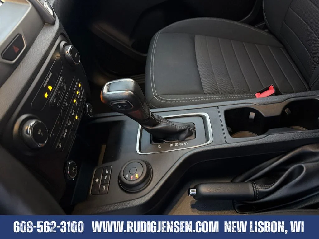 Used 2019 Blue Ford XLT image 23