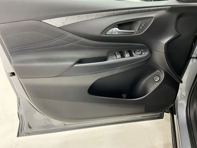 2026 Buick Envista Sport Touring - Photo 13
