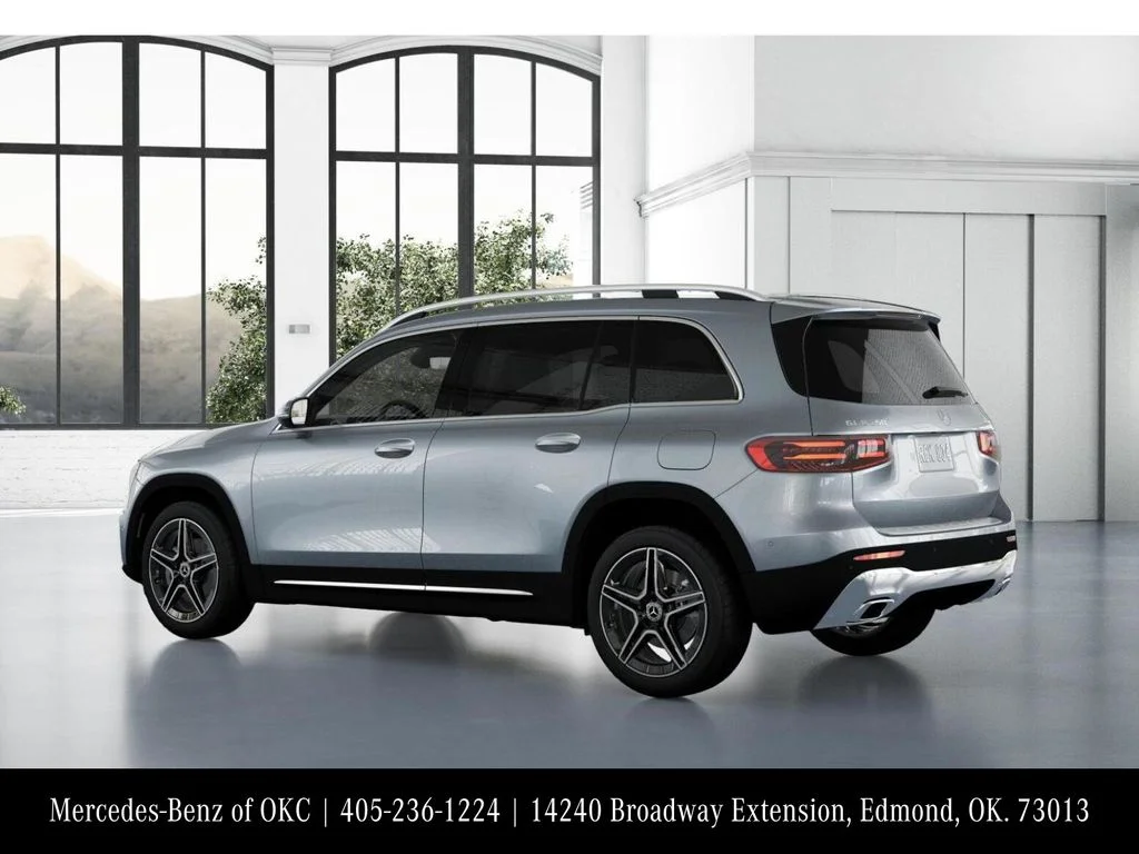 Used 2026 Silver Mercedes-Benz GLB 250 image 30