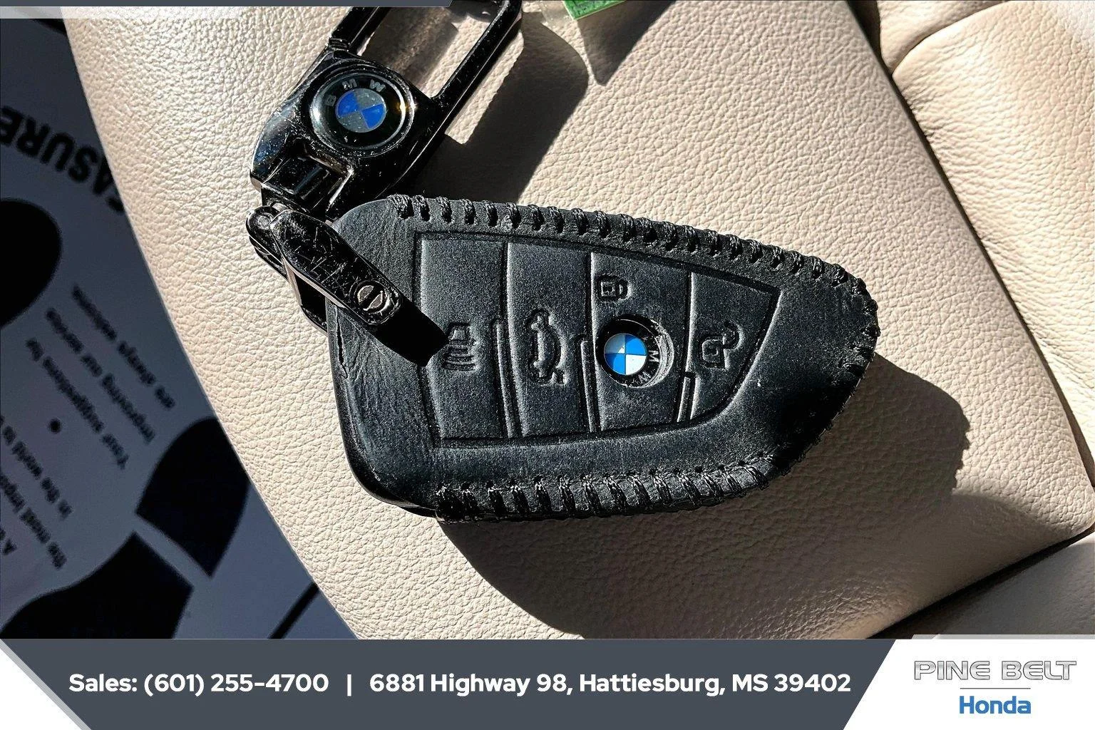 Used 2022 Brooklyn Grey Metallic BMW sDrive30i image 9