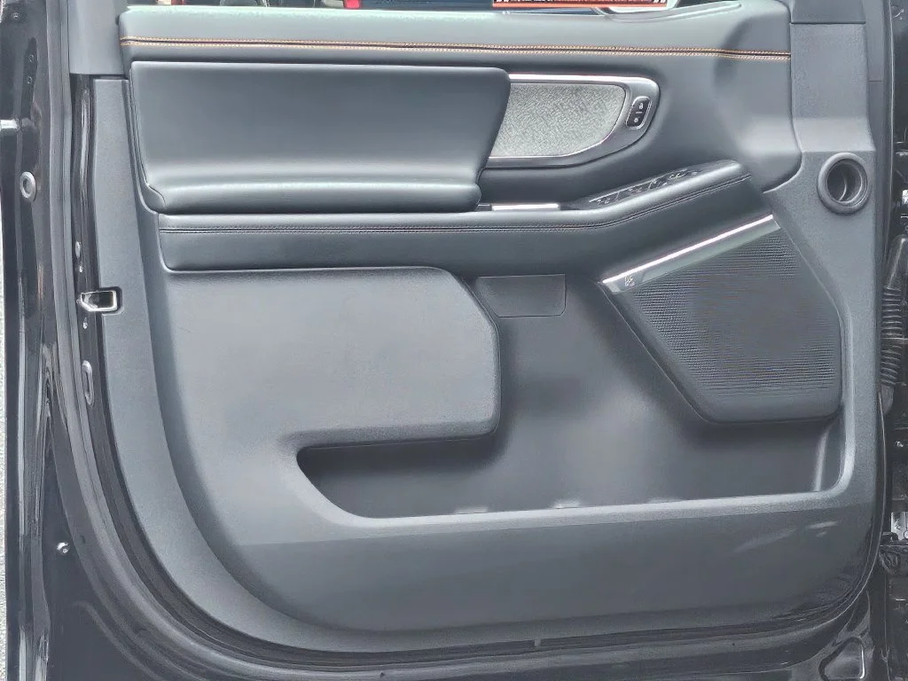 New 2027 Agate Black Metallic Ford Tremor® image 41