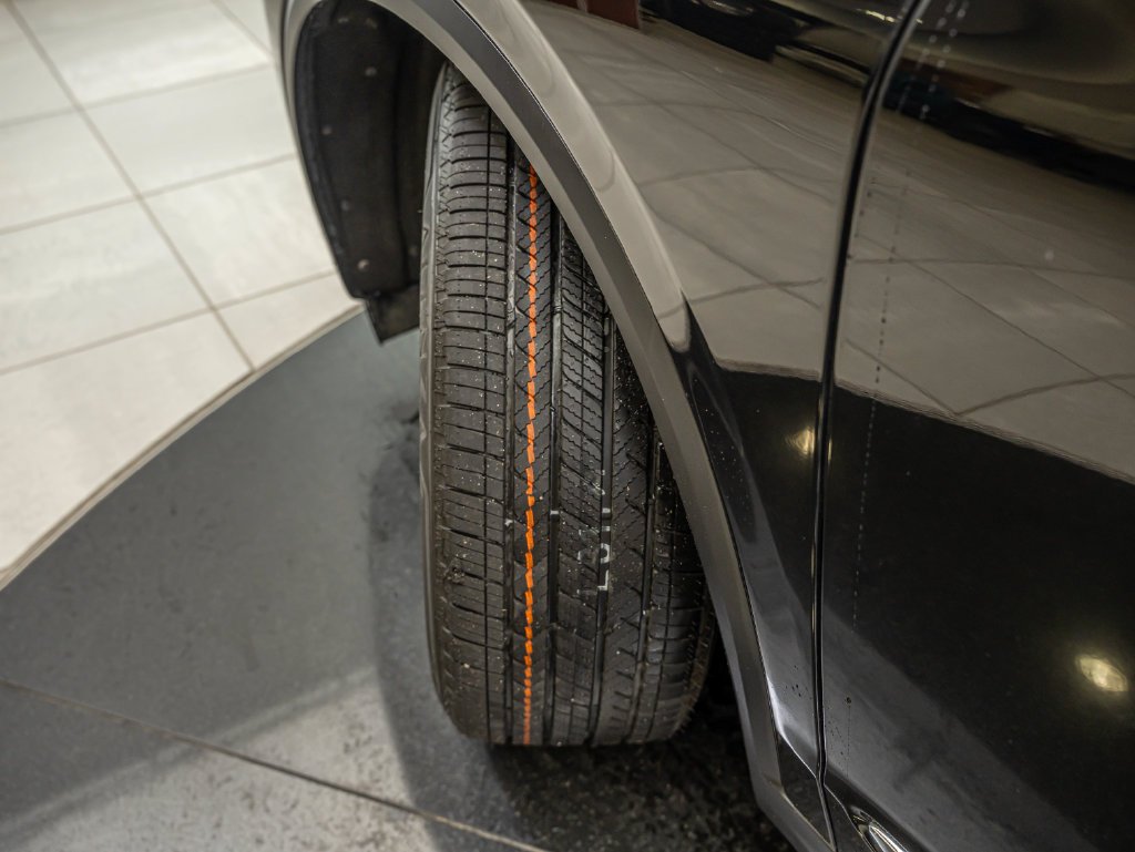 Certified Used 2022 Majestic Black Pearl Acura Advance image 42