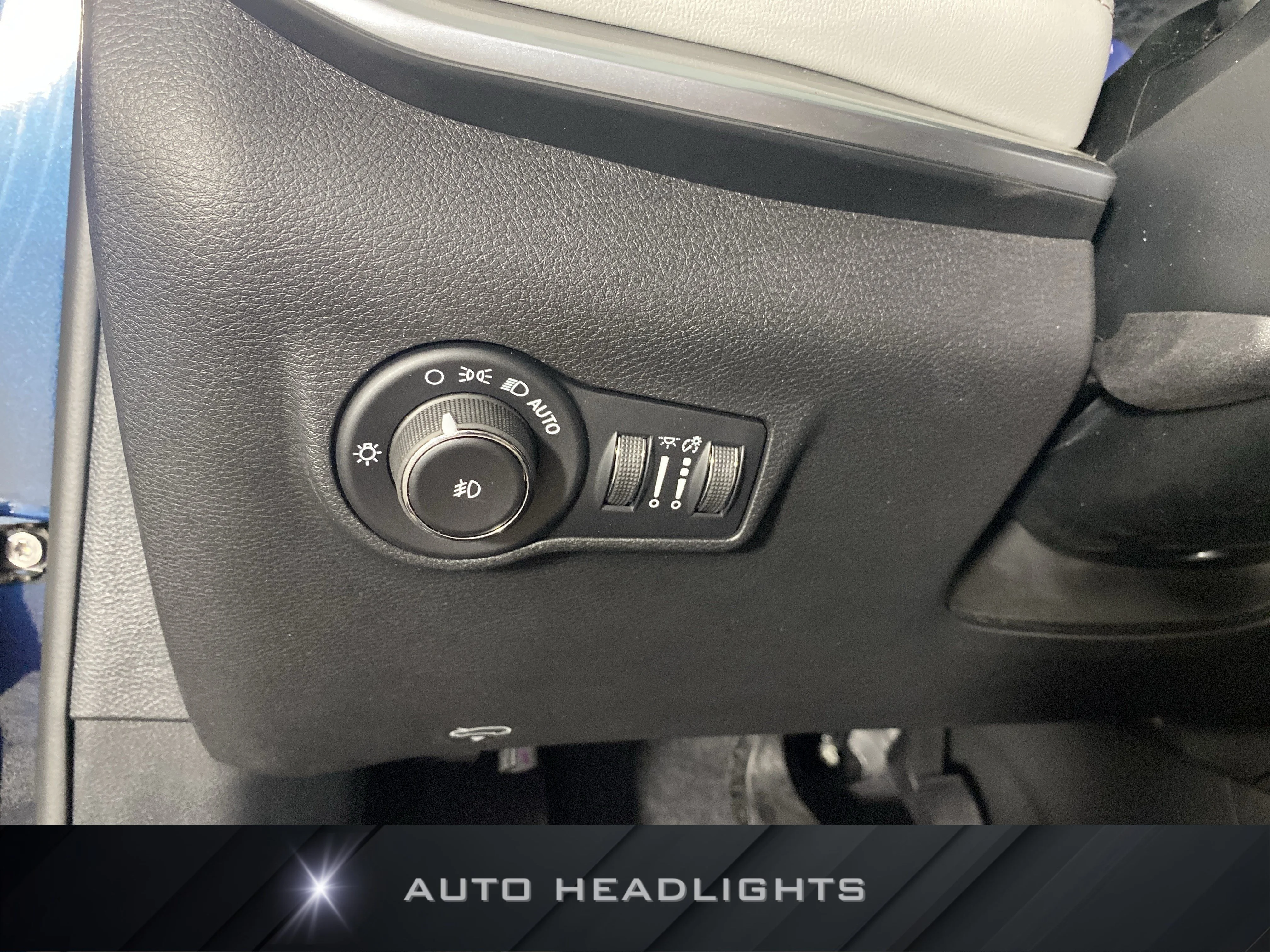New 2026 Fathom Blue Pearl Coat Jeep Limited image 22