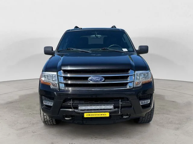Used 2017 Black Ford XLT image 8