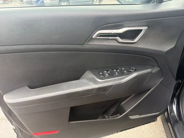 Used 2024 Black Kia LX image 27