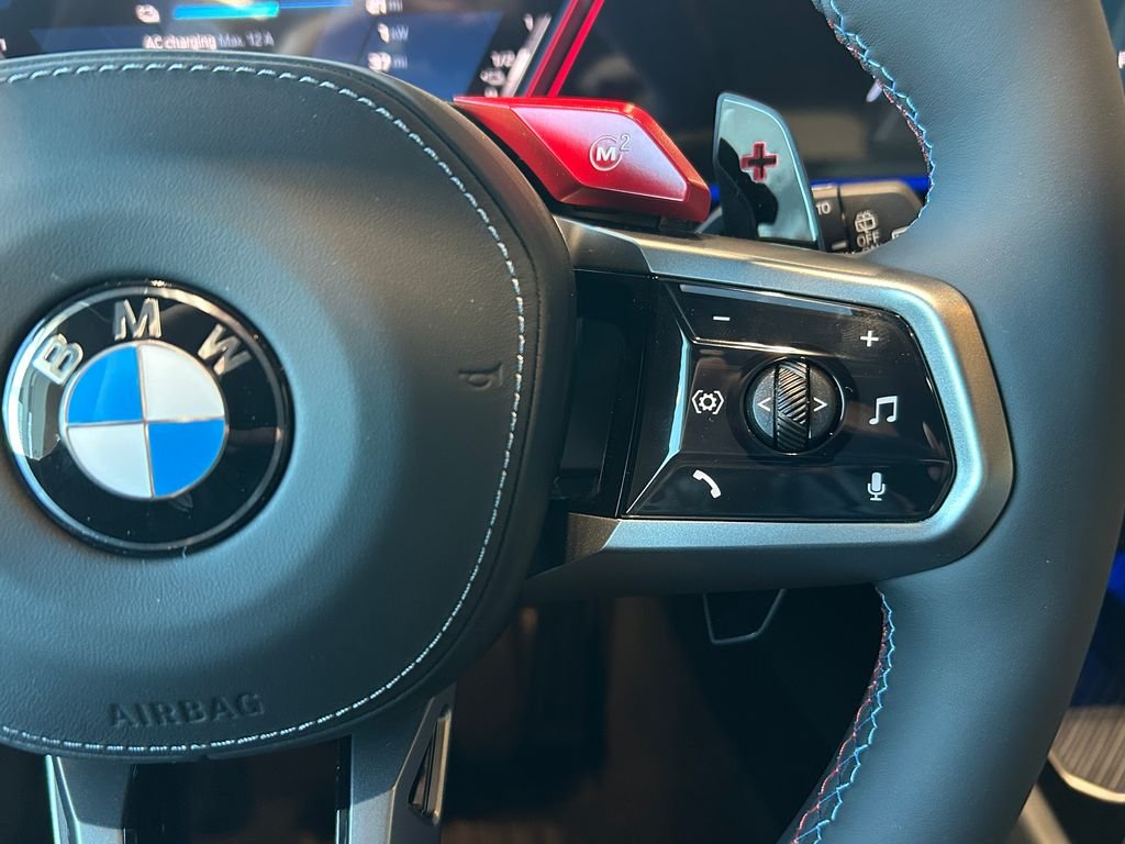 New 2027 Carbon Black Metallic BMW Base image 21