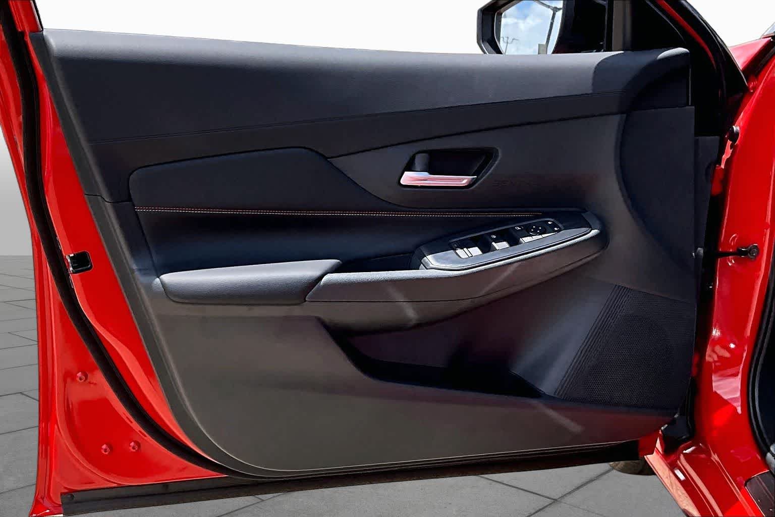 New 2026 Energetic Ember/Super Black Nissan SR image 16