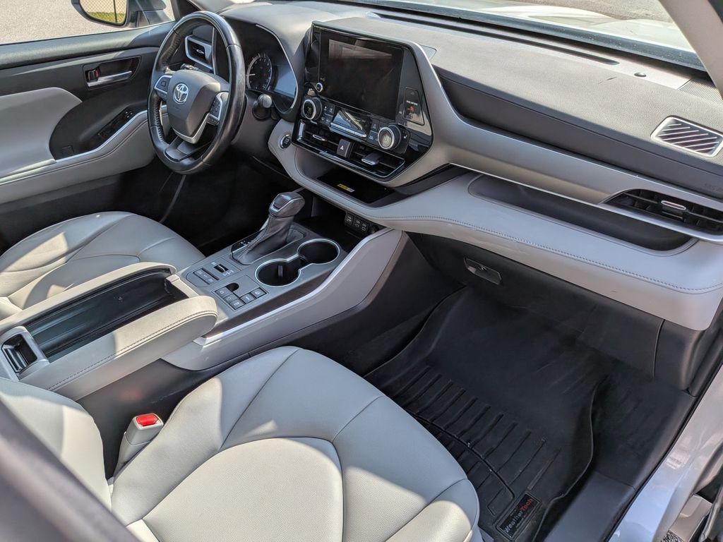 Certified Used 2023 Silver Toyota XLE image 26