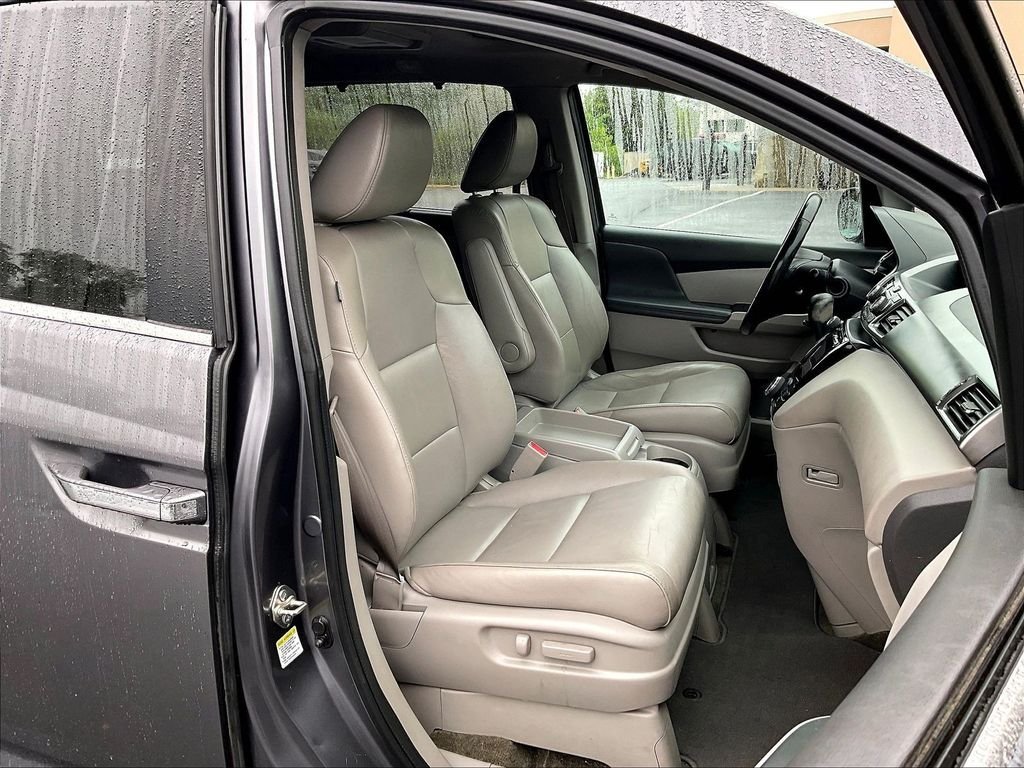 Used 2015 Gray Honda EX-L image 11