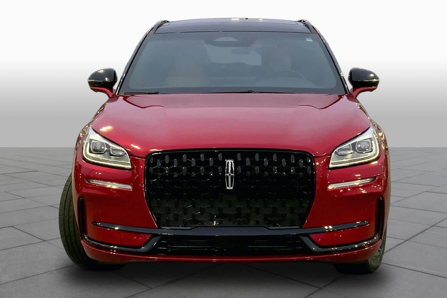 Used 2023 Red Carpet Metallic Tinted Clearcoat Lincoln Reserve image 4