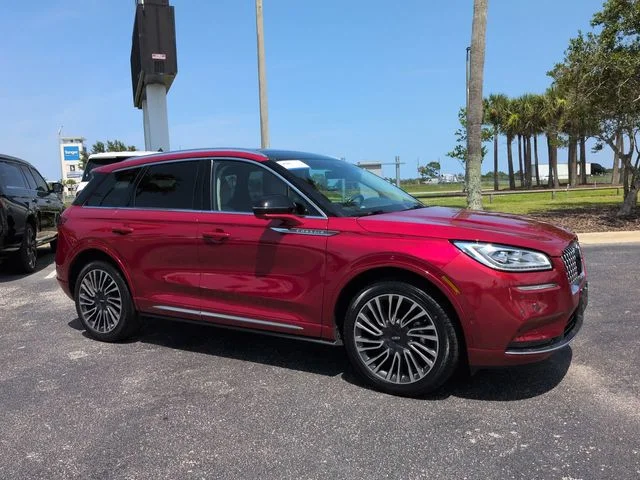Certified Used 2020 Red Lincoln Reserve image 2