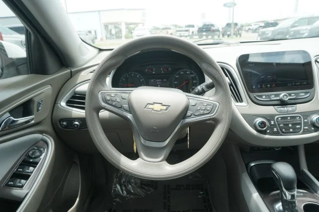Used 2022  Chevrolet LT image 20