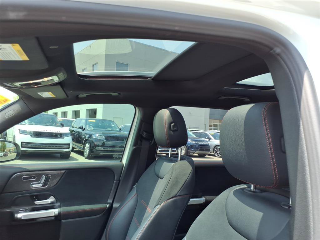 Certified Used 2021 White Mercedes-Benz GLB 250 image 12