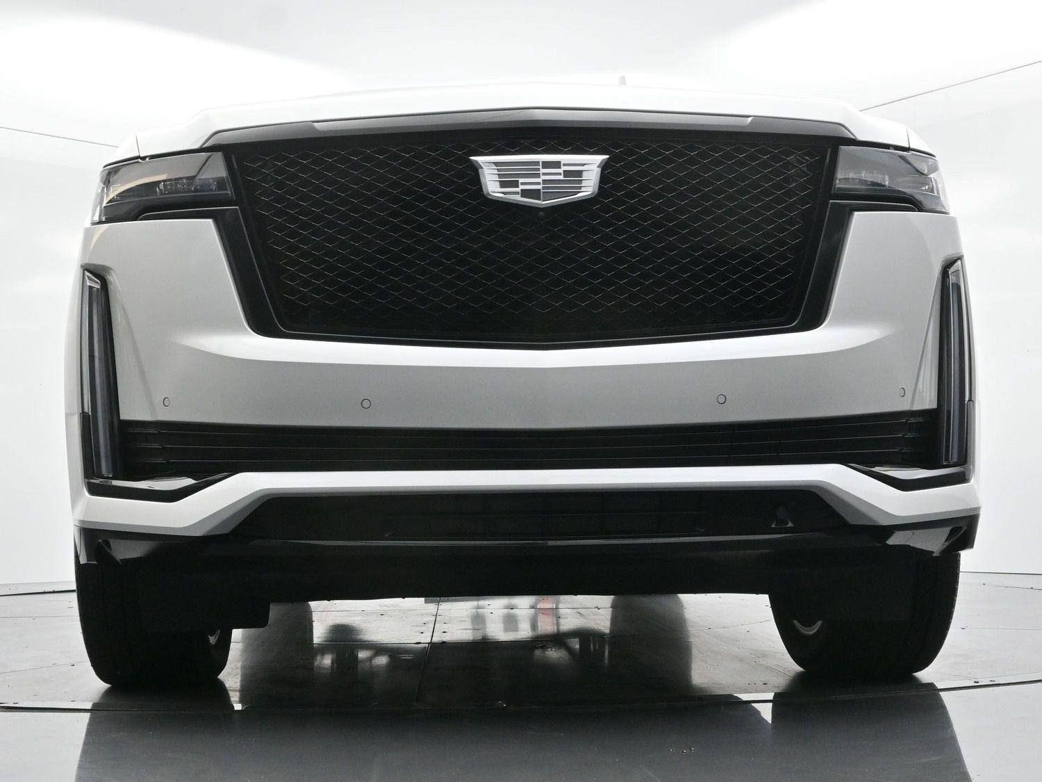 Used 2024 Crystal White Tricoat Cadillac Sport Platinum image 55