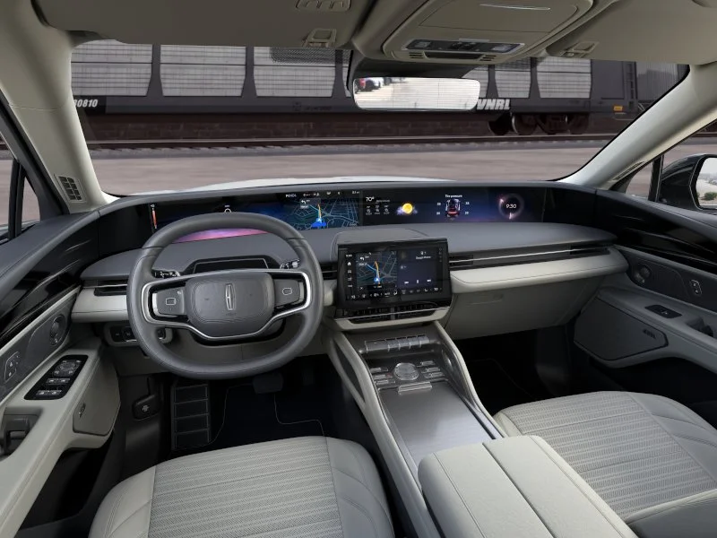 New 2026 White Platinum Metallic Tri-Coat Lincoln Reserve image 9