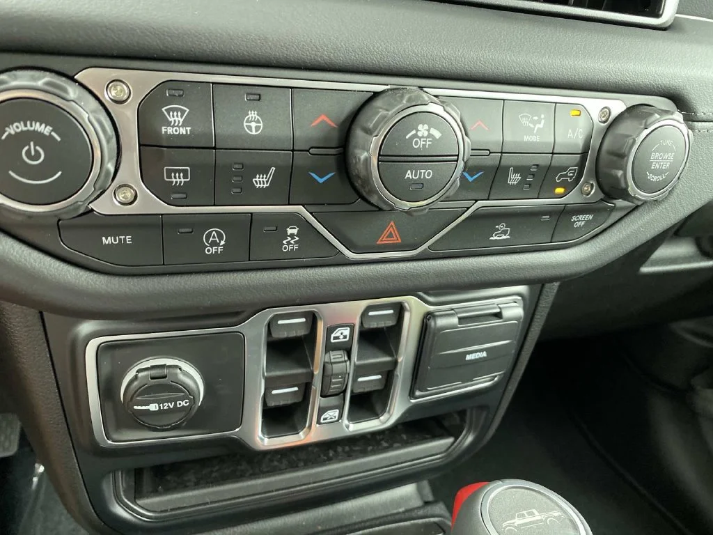 New 2026 Gray Jeep Sahara image 12