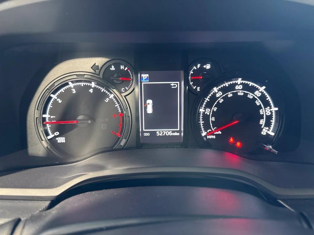 Used 2022 Gray Toyota SR5 image 36