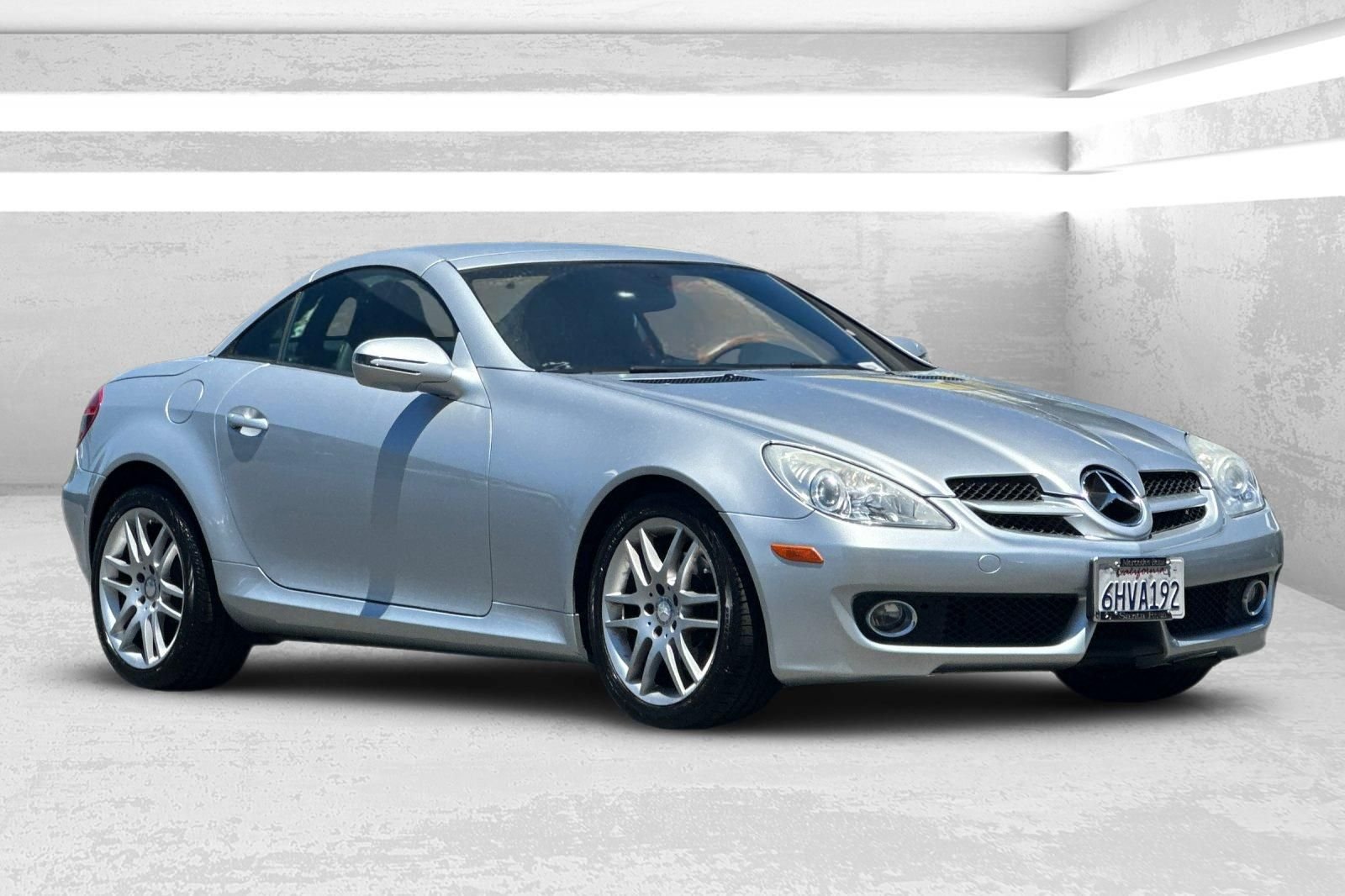 Used 2009 Silver Mercedes-Benz SLK 300 image 10