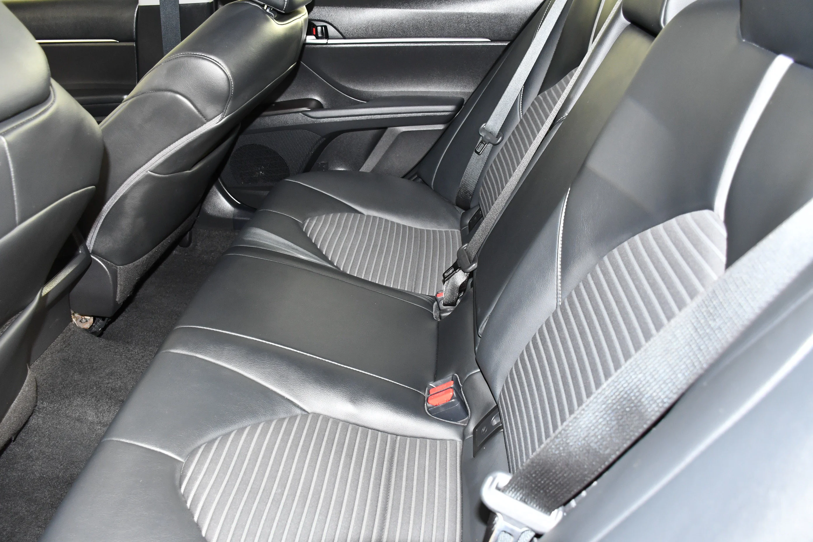 Used 2021 Predawn Gray Mica Toyota SE image 46