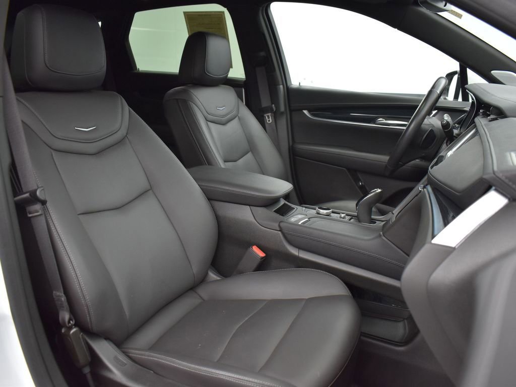 2024 CADILLAC XT5 - Image 31