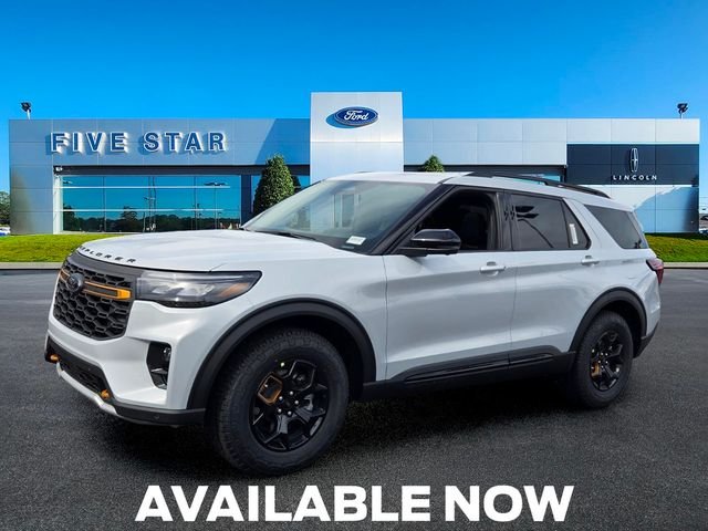New 2026 Space White Metallic Ford Tremor image 3