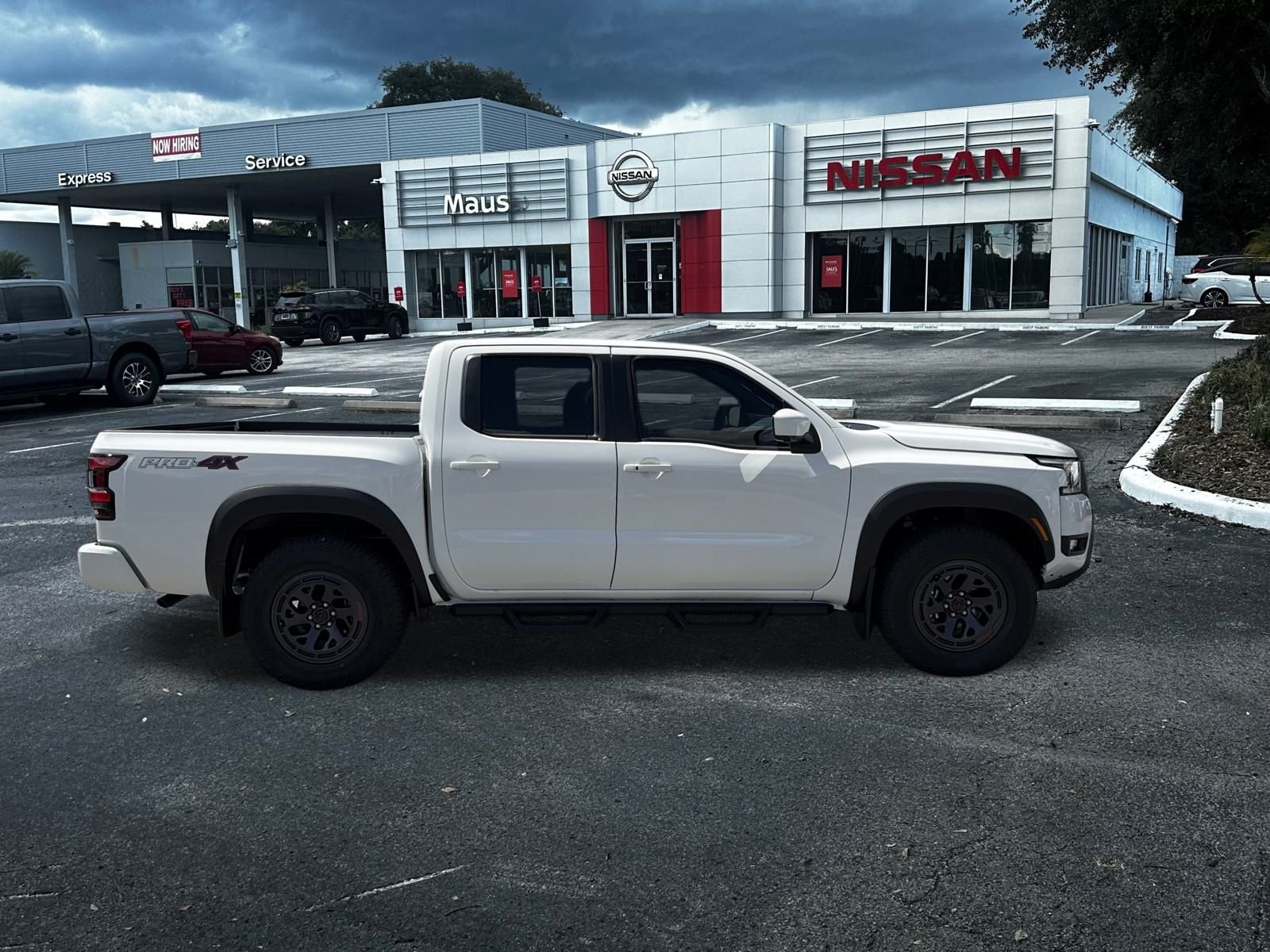 New 2026 Nissan Frontier PRO-4X 4D Crew Cab