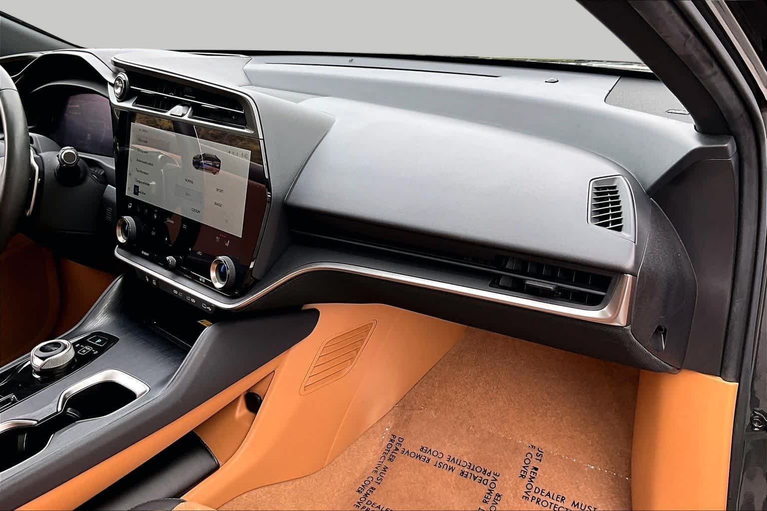 Used 2023 Cloudburst Gray/Black Lexus Luxury image 18