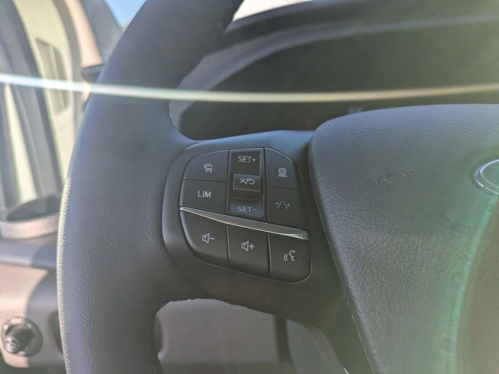 New 2026 Oxford White Ford XLT image 27