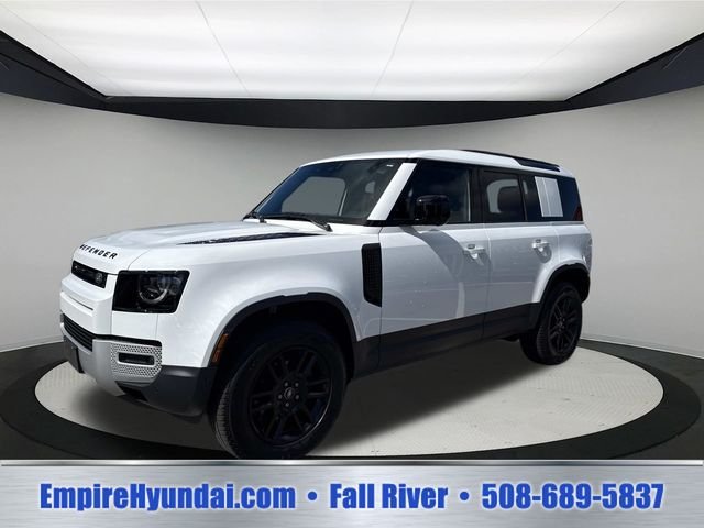 2025 Land Rover Defender 110 S P300's photo