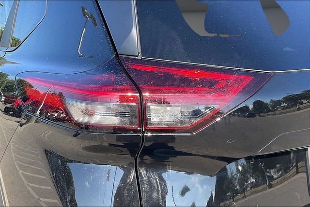 Used 2025 Black Nissan Rock Creek image 28