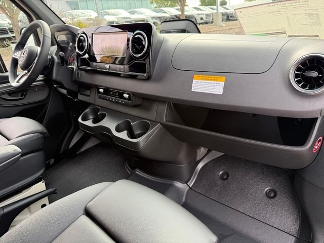 New 2026 Pebble Gray Mercedes-Benz Crew Van 144wb image 25