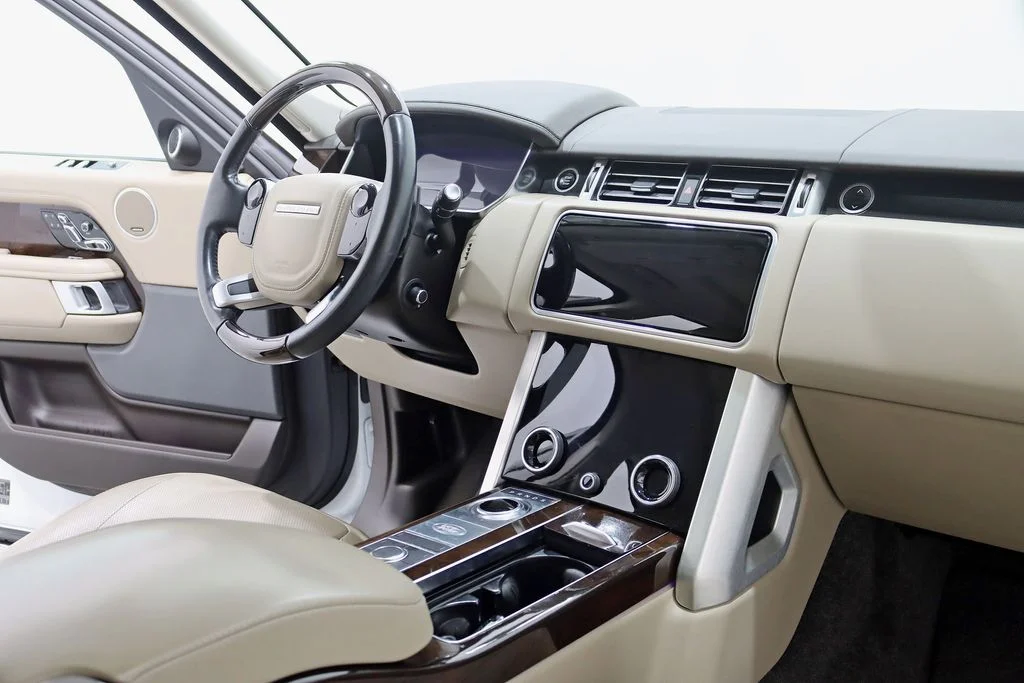 Used 2021 White Land Rover Westminster image 35