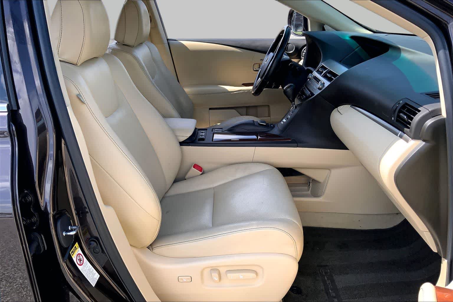 Used 2013 Fire Agate Lexus  image 9