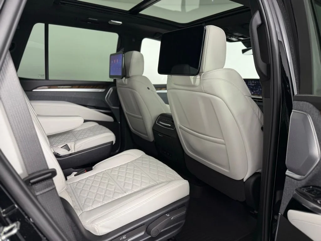 2026 Cadillac Escalade Platinum Sport - Photo 29
