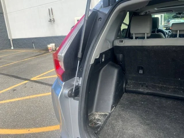 Certified Used 2017 Lunar Silver Metallic Honda EX image 19