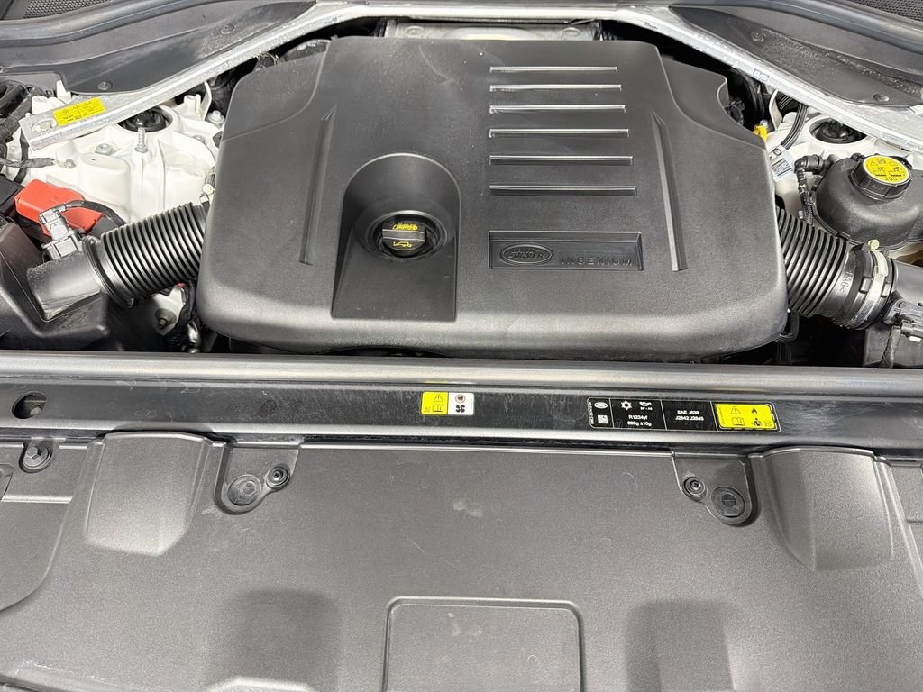 Certified Used 2023 Silver Land Rover SE image 33