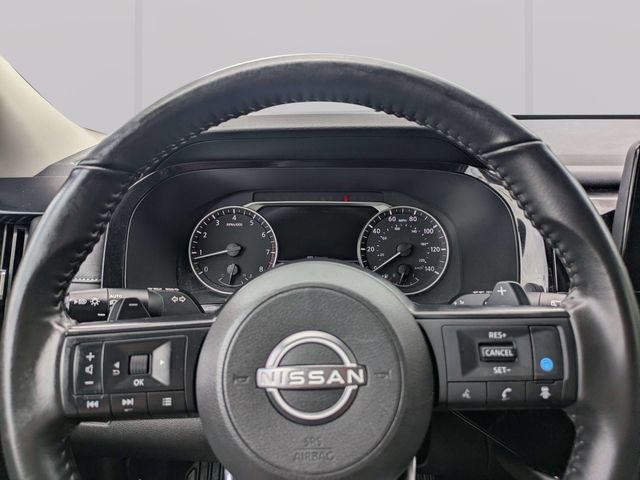 Used 2024 White Nissan SV image 28