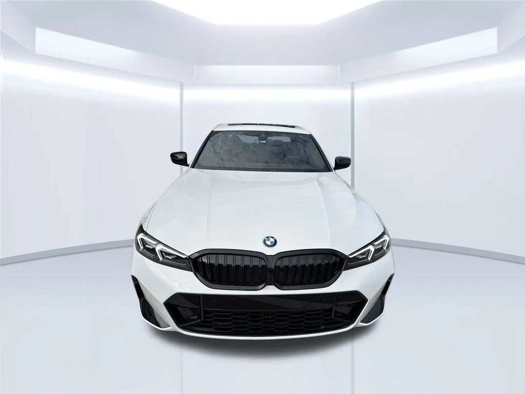 New 2026 Alpine White BMW 330i image 2