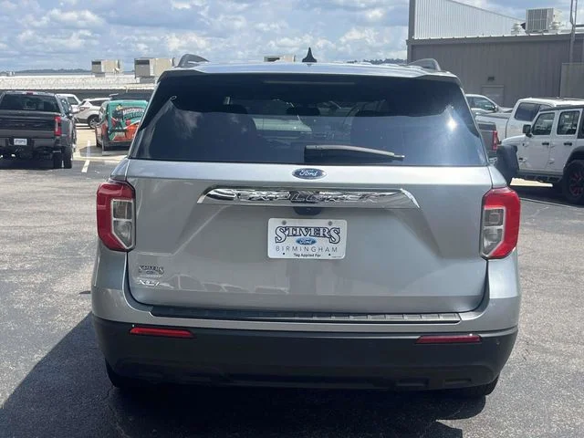 Certified Used 2023 Silver Ford XLT image 5