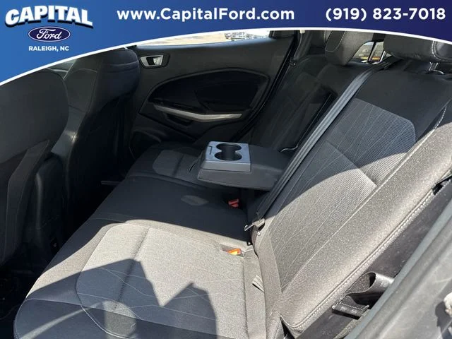 Used 2021  Ford SE image 17