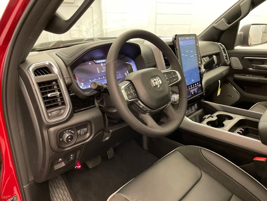 New 2026 Molten Red Pearl-Coat Exterior Paint RAM Laramie image 20