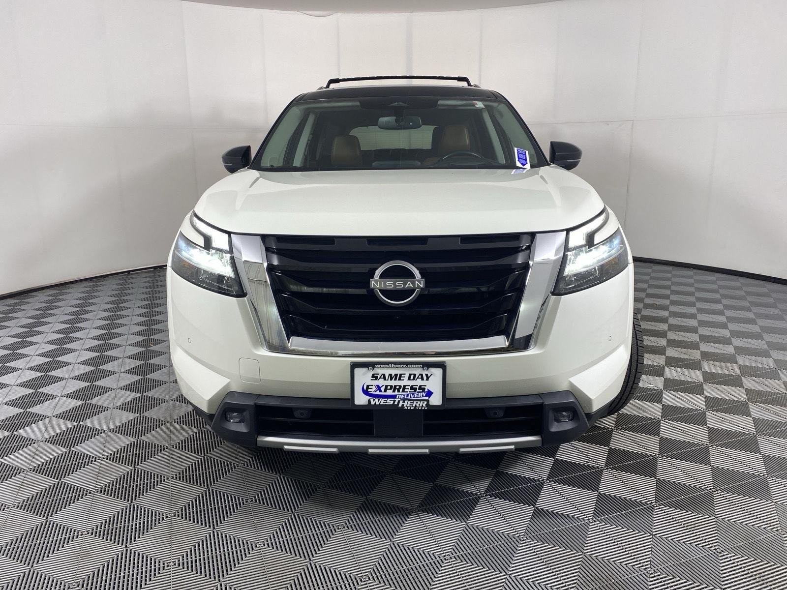 Used 2022 Pearl White Tricoat/Super Black Nissan Platinum image 2